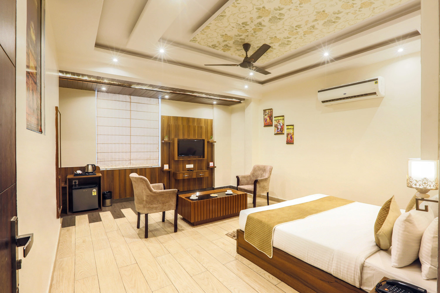 Executive Room